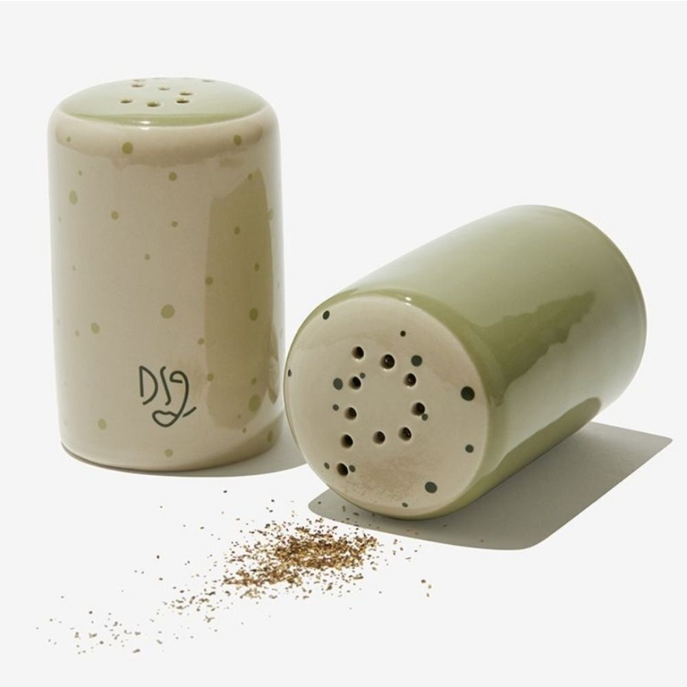 DARLING SPRING Salt & Pepper Shakers ceramic
